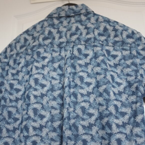 Rue saint patrick blue white feather leaves button down 100% cotton size M - Picture 3 of 10